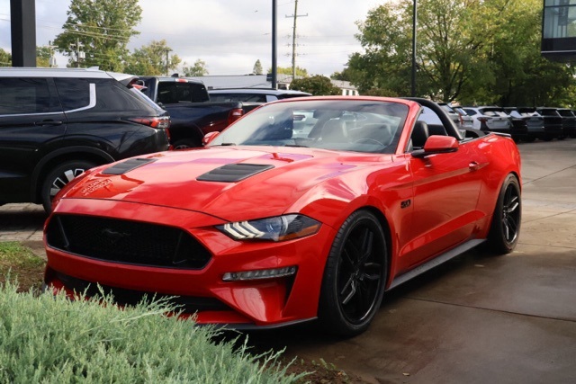 2020 Ford Mustang GT Premium Image 2 of 28