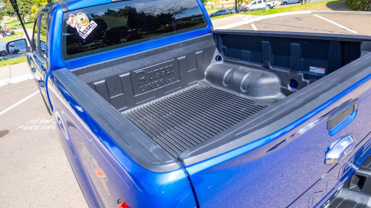Vehicle image 13 of 28