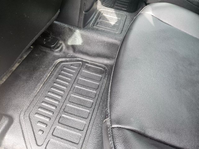 Vehicle image 28 of 59