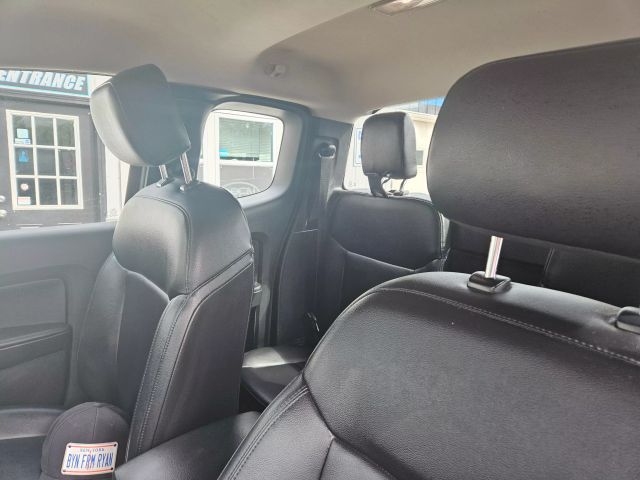 Vehicle image 41 of 59