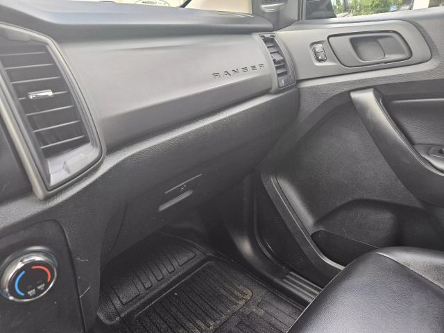 Vehicle image 46 of 59