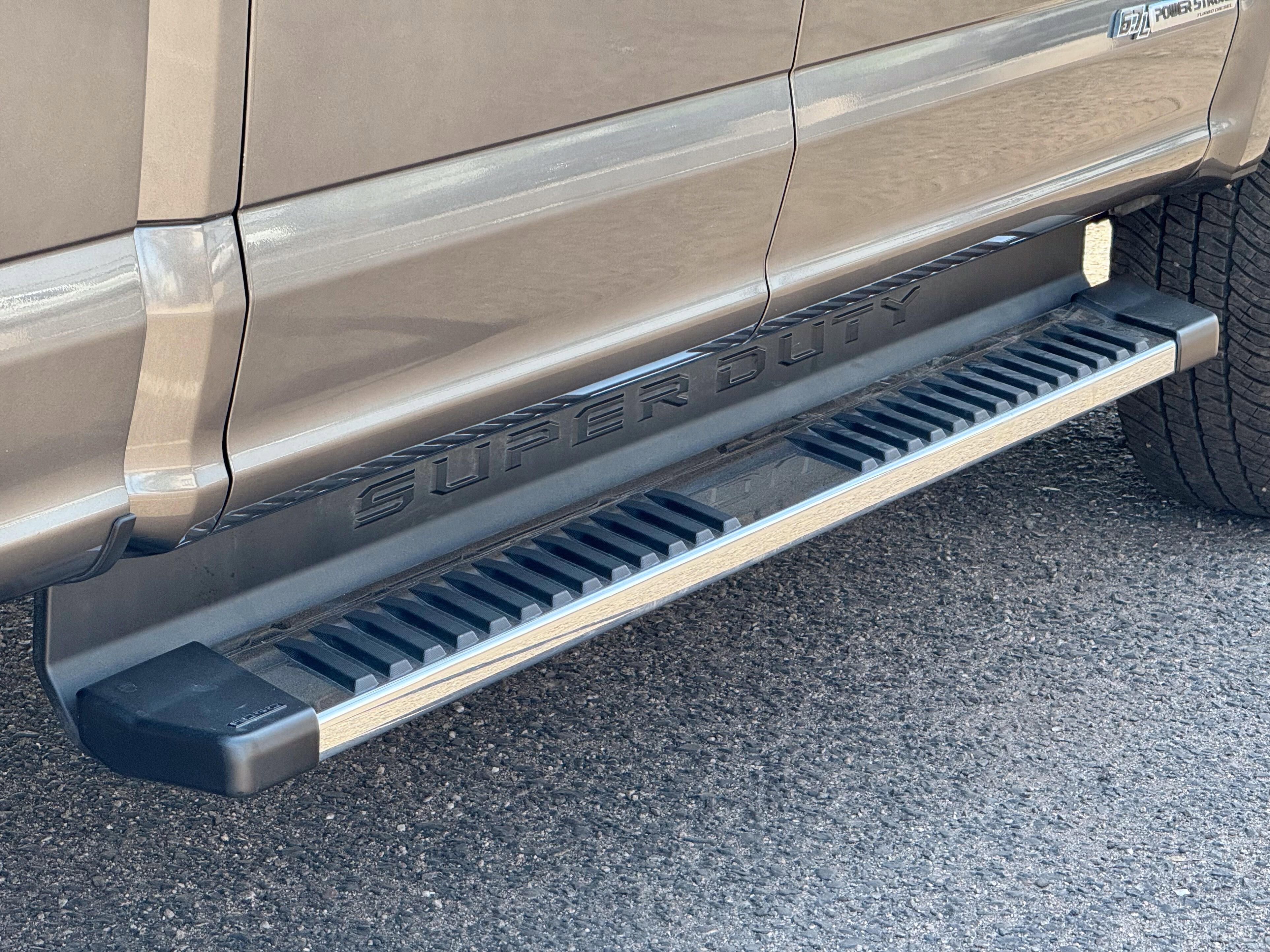 Vehicle image 13 of 46