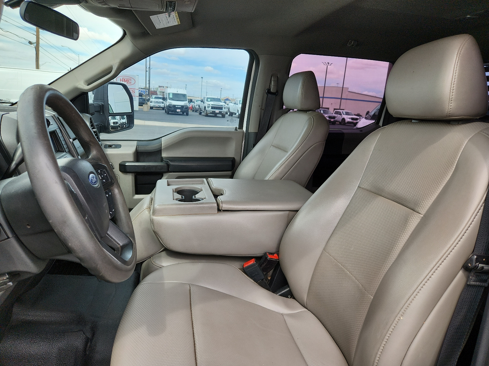 Vehicle image 10 of 16