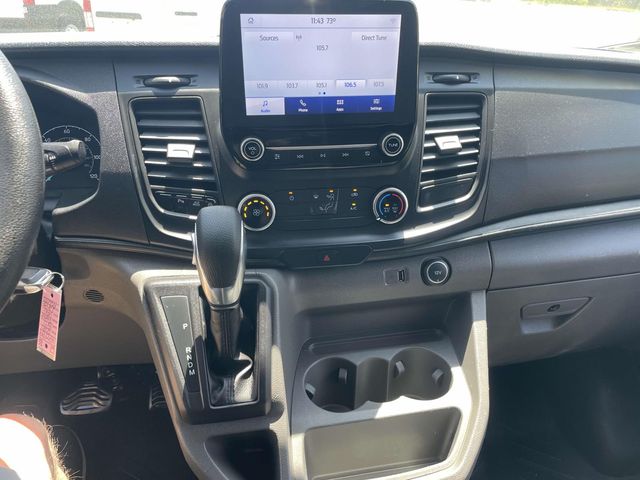 Vehicle image 22 of 34