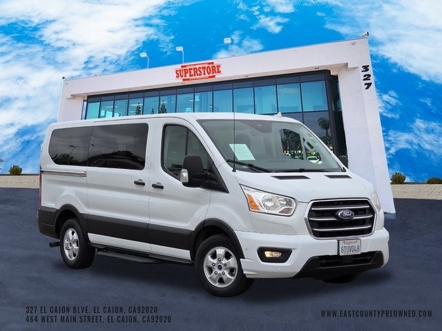 Vehicle image 4 of 40