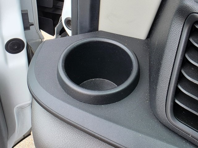 Vehicle image 36 of 40