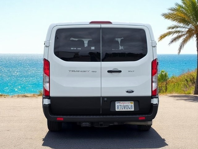 Vehicle image 6 of 40