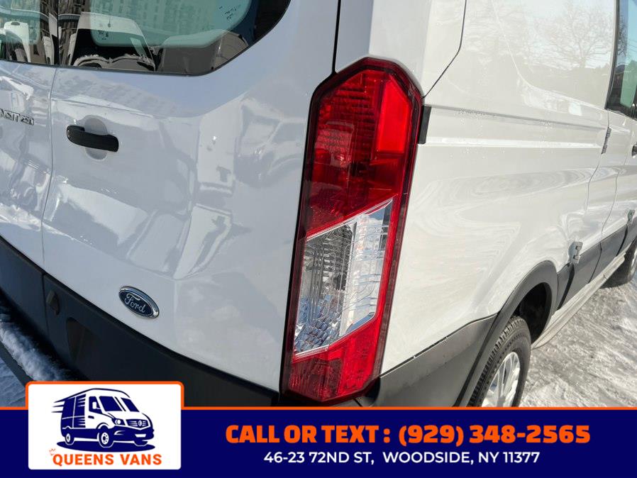 2020 Ford Transit Base Image 22 of 48