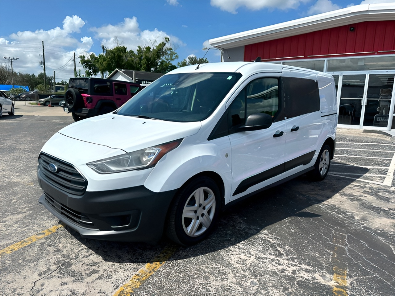 Vehicle image 22 of 28