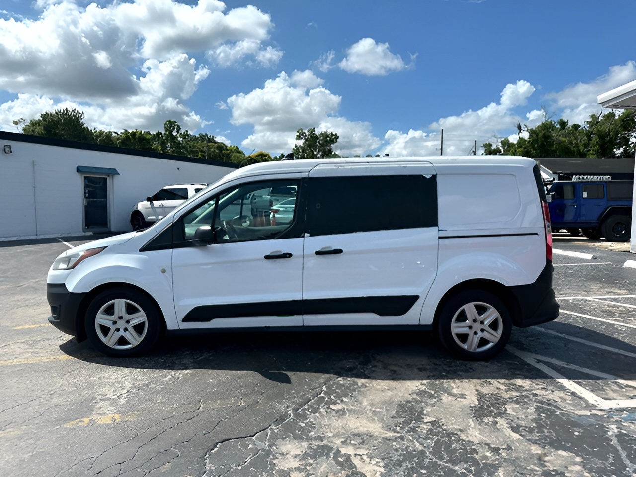 Vehicle image 28 of 28