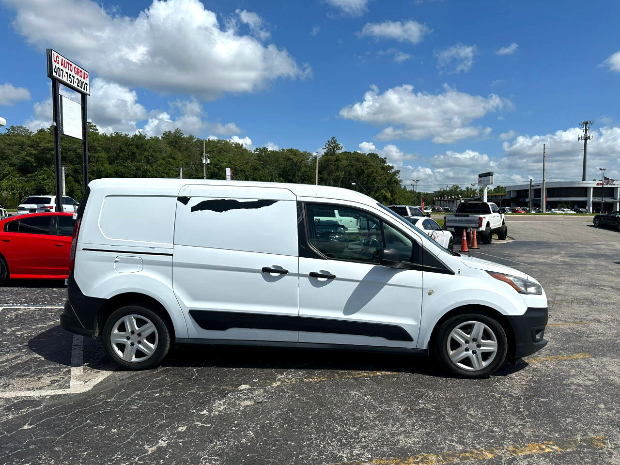 Vehicle image 4 of 28