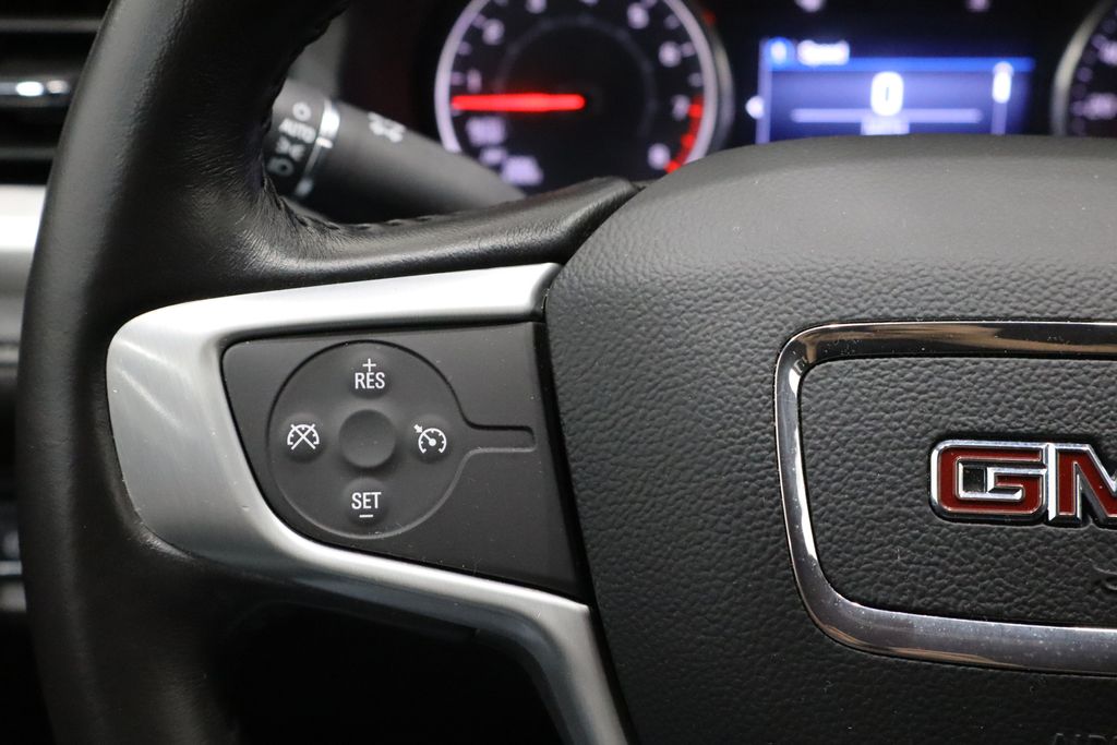 Vehicle image 20 of 41