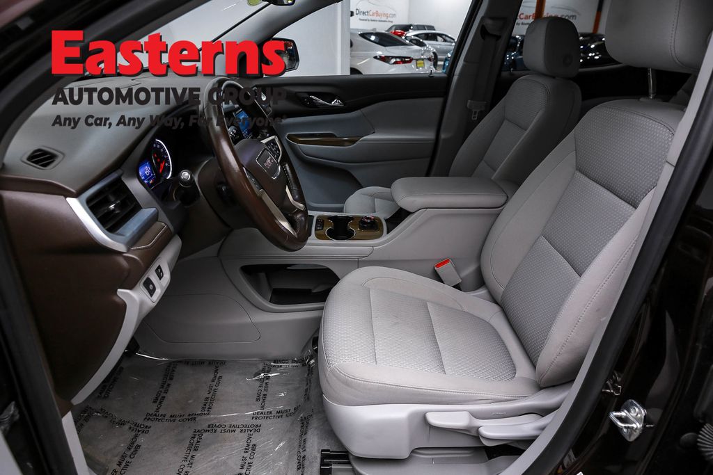 Vehicle image 45 of 63
