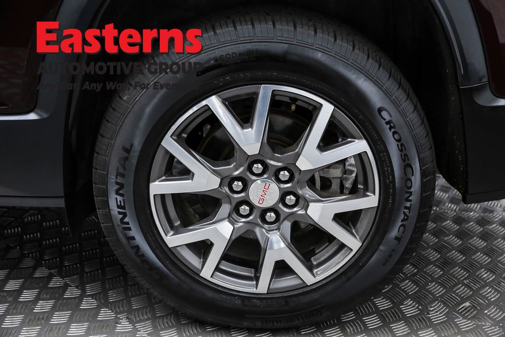 Vehicle image 39 of 63