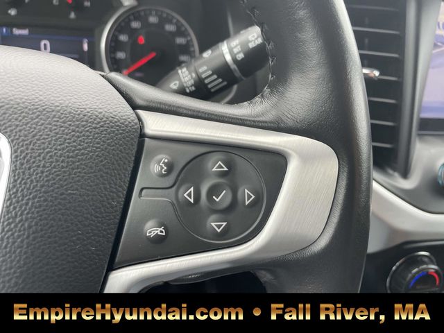 Vehicle image 33 of 44