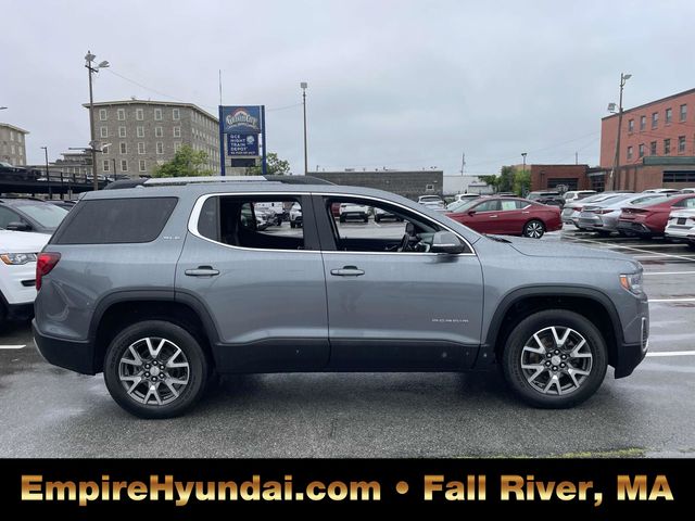Vehicle image 3 of 44
