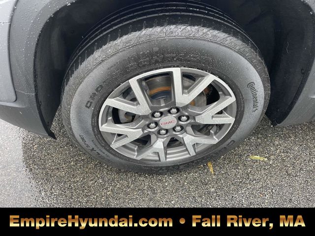 Vehicle image 14 of 44