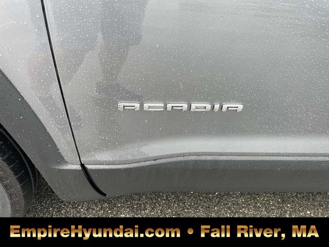 Vehicle image 15 of 44