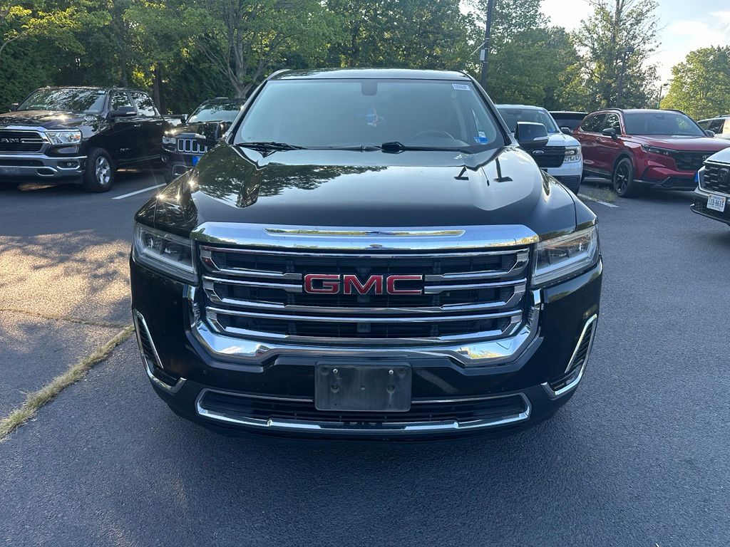 2020 GMC Acadia SLE Image 2 of 9