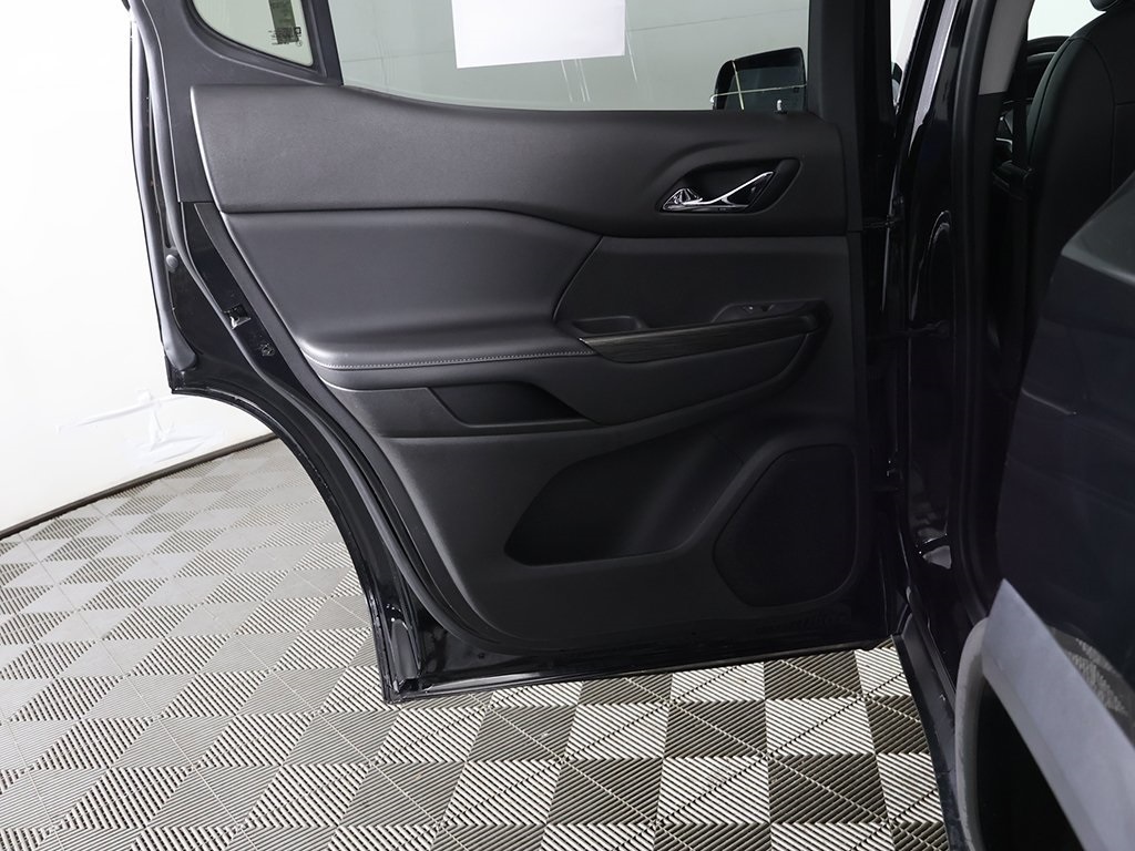 Vehicle image 23 of 53