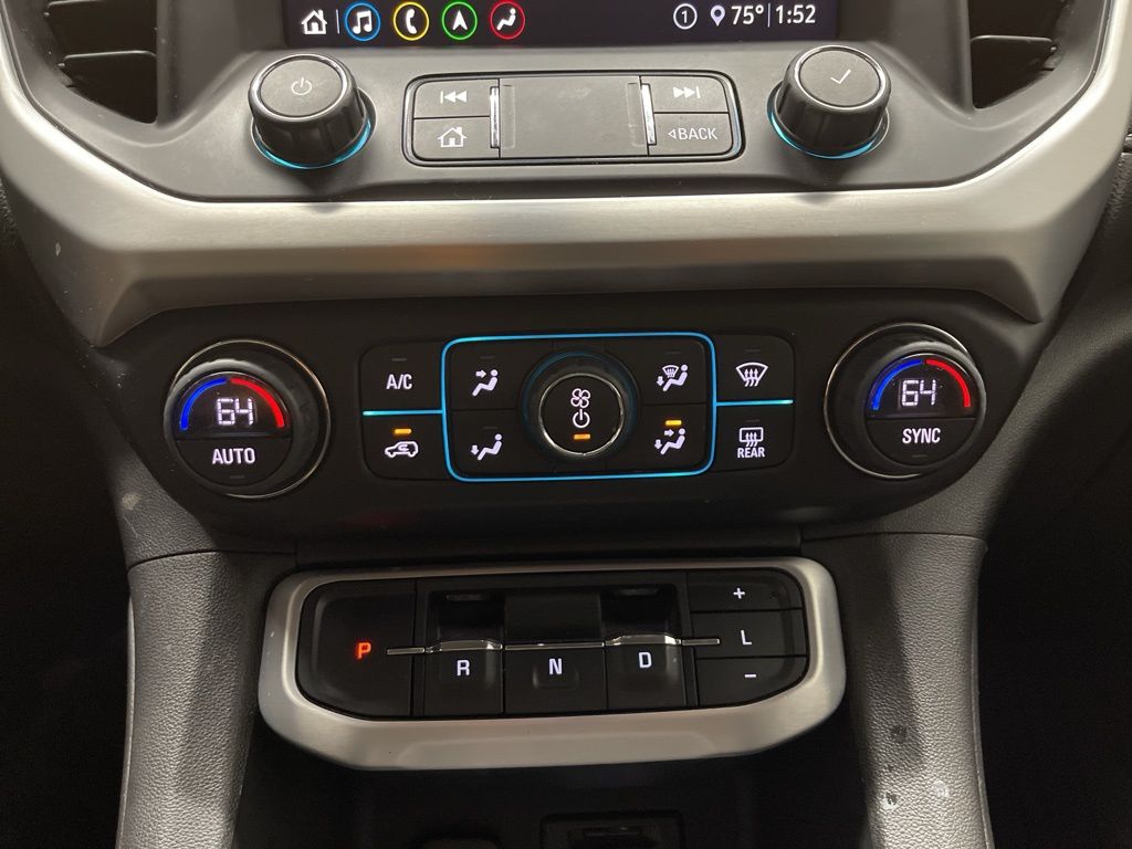 Vehicle image 22 of 23