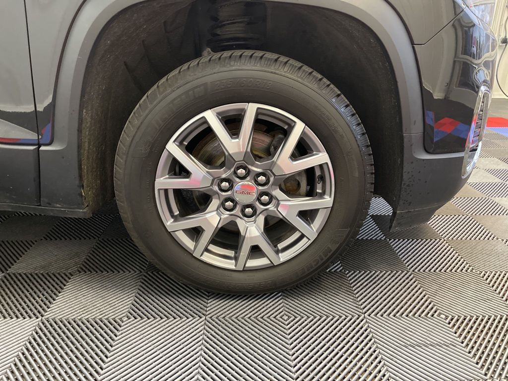 Vehicle image 23 of 23