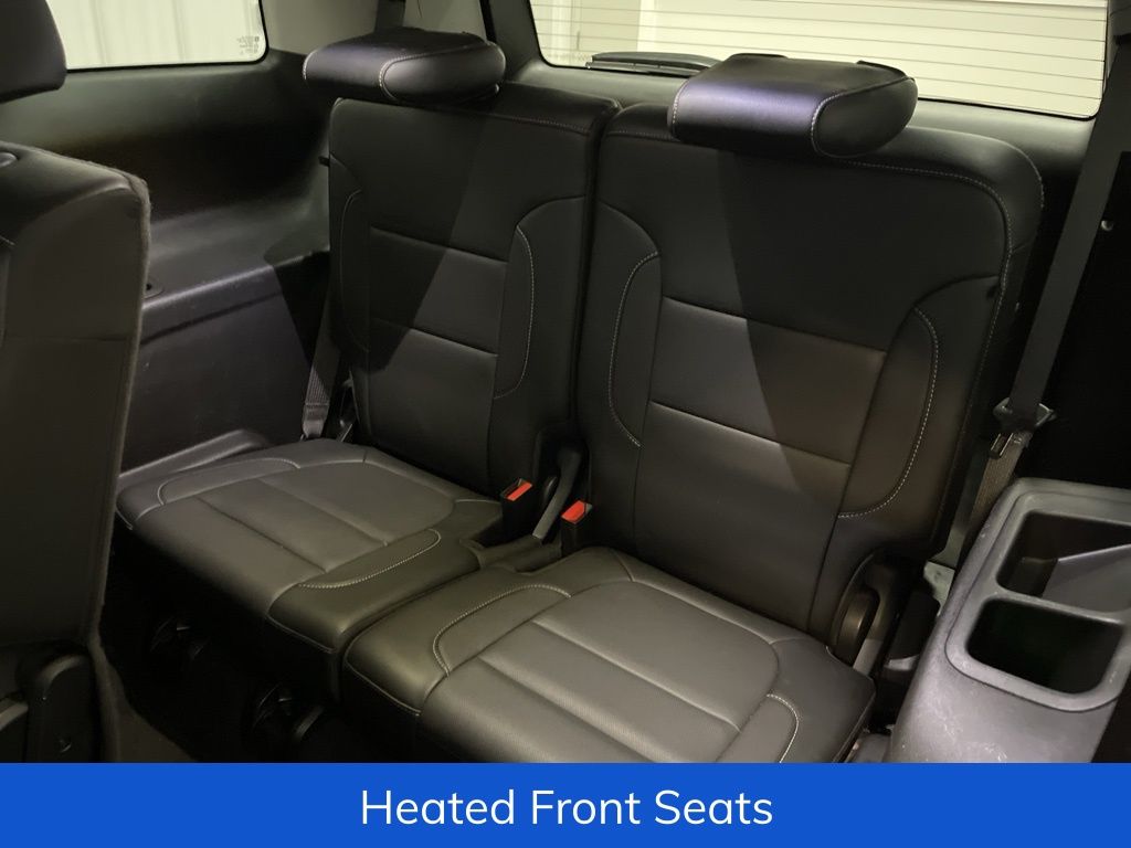 Vehicle image 15 of 23