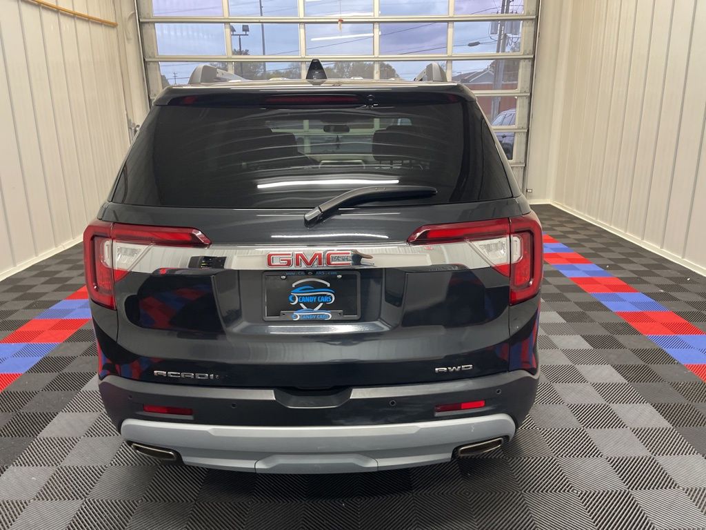 Vehicle image 11 of 23