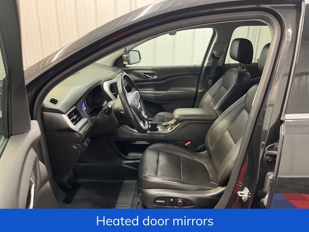 Vehicle image 13 of 23
