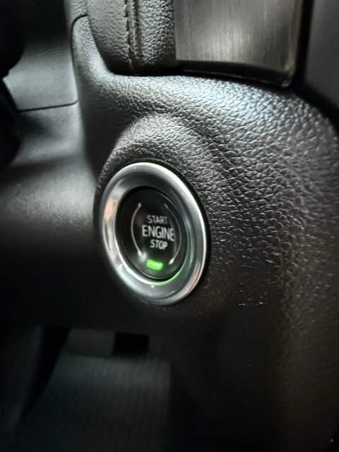 Vehicle image 37 of 44