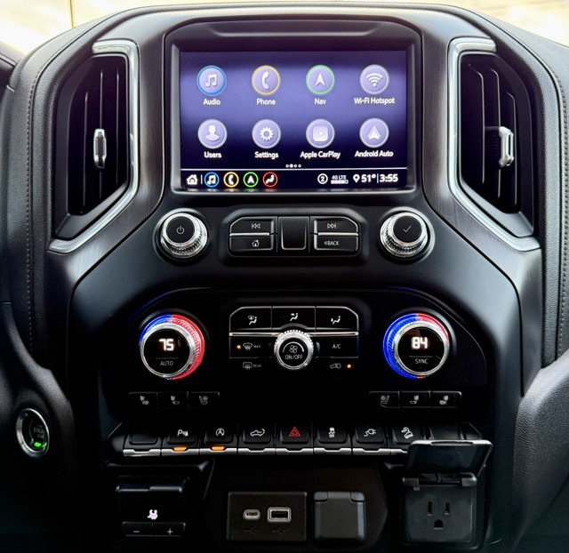 Vehicle image 27 of 44