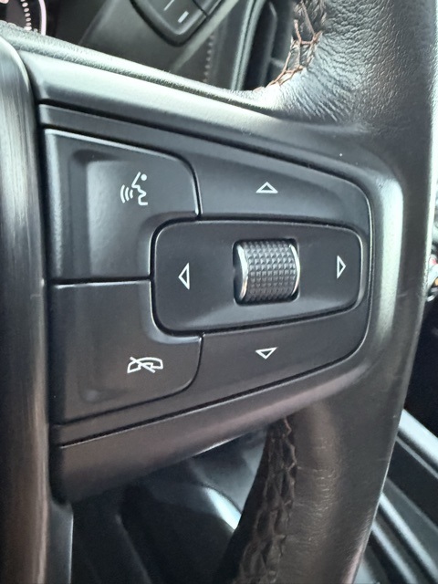 Vehicle image 43 of 44