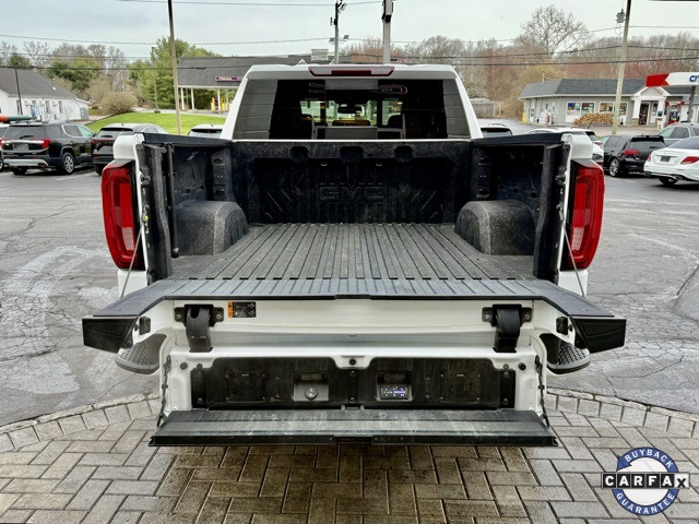 Vehicle image 12 of 44