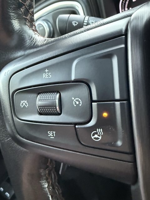 Vehicle image 42 of 44