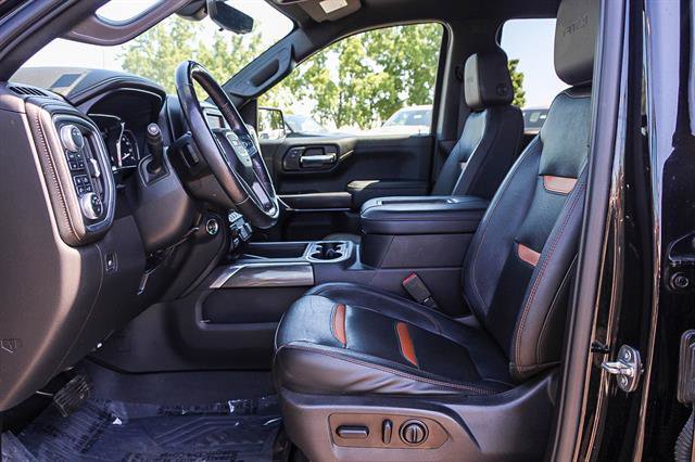 Vehicle image 14 of 28