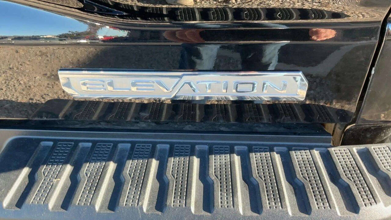2020 GMC Sierra 1500 Elevation Image 11 of 23
