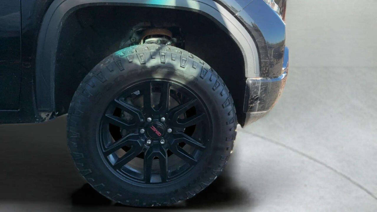 2020 GMC Sierra 1500 Elevation Image 10 of 23