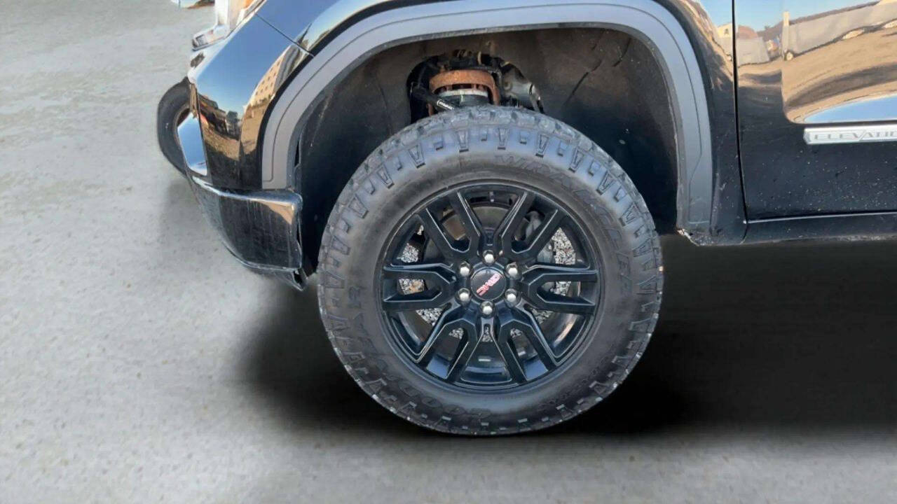 2020 GMC Sierra 1500 Elevation Image 9 of 23