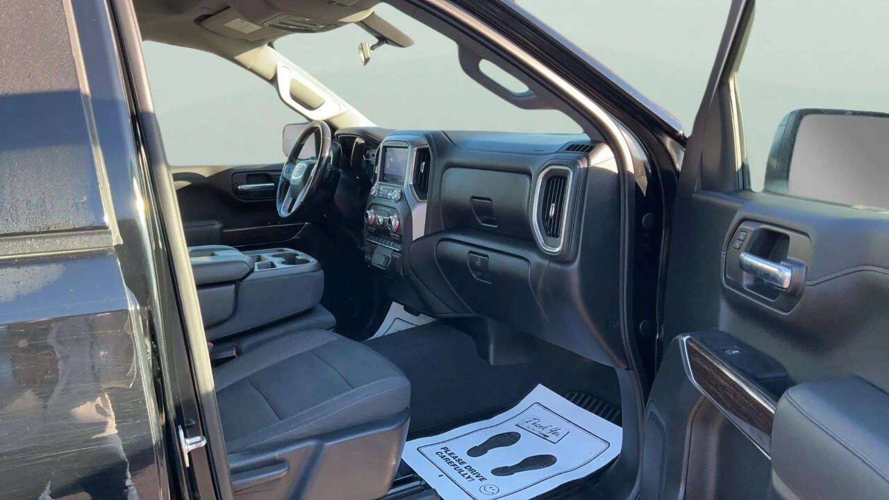 2020 GMC Sierra 1500 Elevation Image 12 of 23