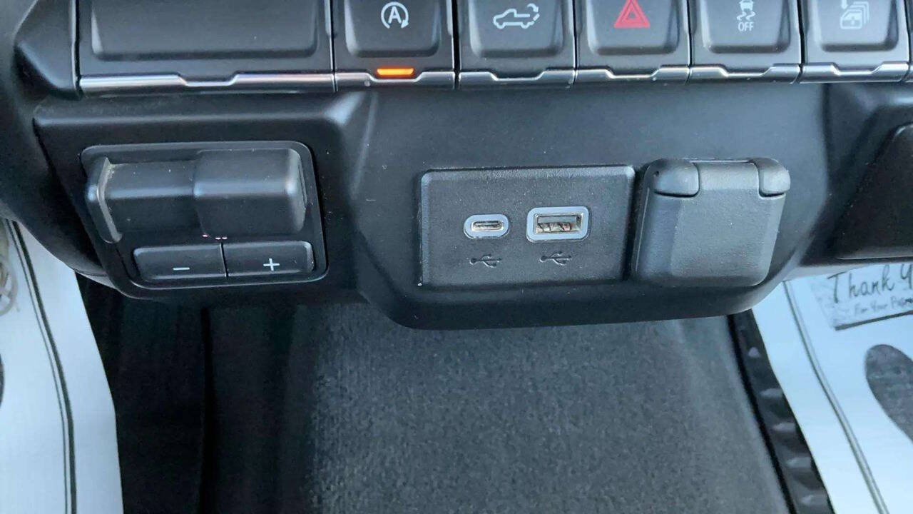 2020 GMC Sierra 1500 Elevation Image 19 of 23