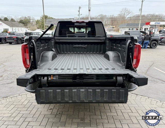 Vehicle image 7 of 32