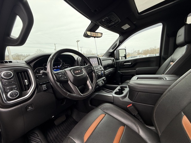 Vehicle image 11 of 32