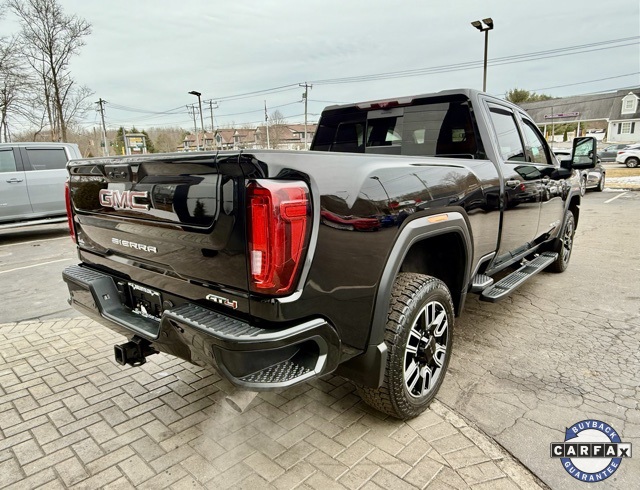 Vehicle image 4 of 32