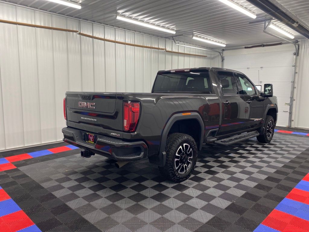 Vehicle image 4 of 25