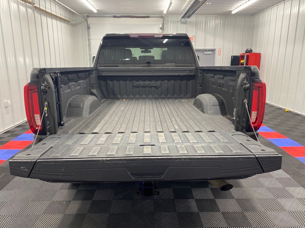 Vehicle image 7 of 25