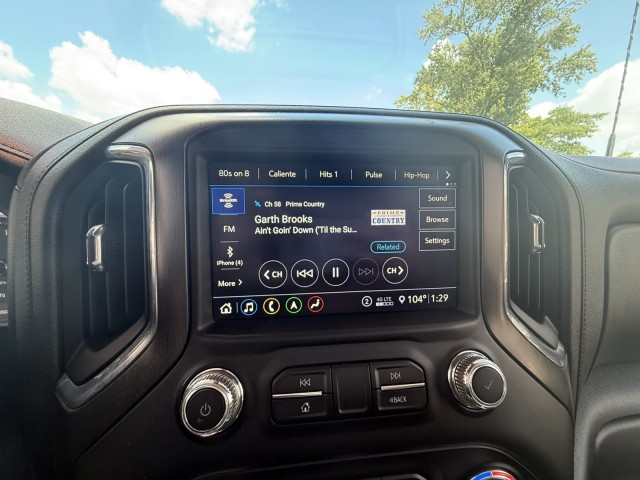 2020 GMC Sierra 2500HD AT4 Image 17 of 31