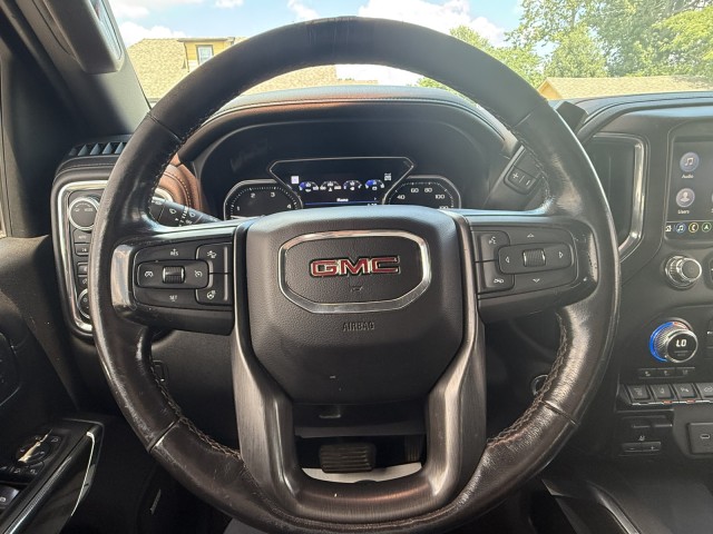 2020 GMC Sierra 2500HD AT4 Image 25 of 31