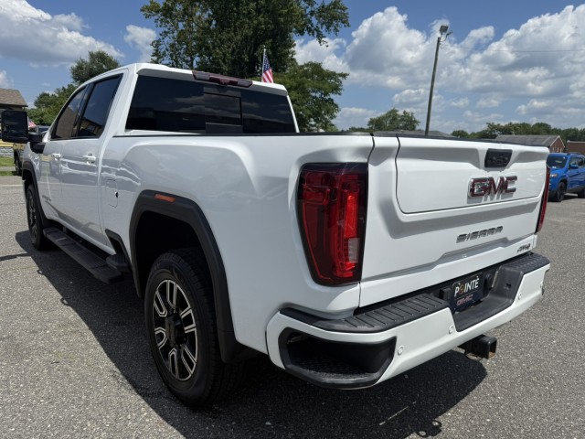 2020 GMC Sierra 2500HD AT4 Image 6 of 31