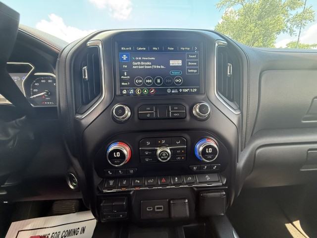 2020 GMC Sierra 2500HD AT4 Image 19 of 31