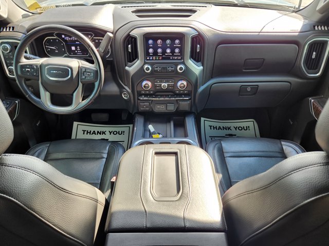 2020 GMC Sierra 2500HD Denali Image 14 of 24